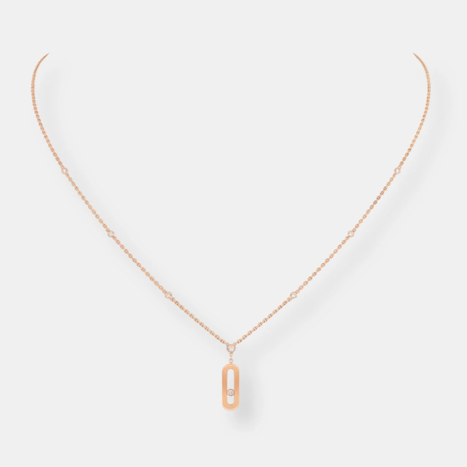 Collier long move uno